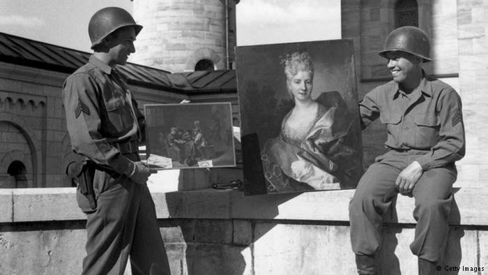 1945年美国军队从新天鹅堡找到油画