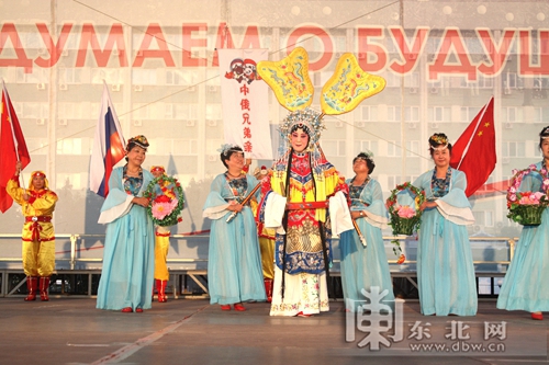 黑龙江省直老干部艺术团赴俄演出 促进两国民间文化交流