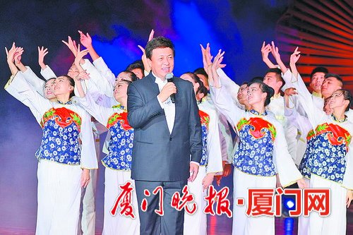 “中华情·中国梦”活动举行 名家唱响经典曲